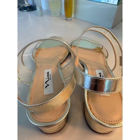 Nina New York Silver Mesh Metallic Strappy Block Heel Sandals Size 9M - Picture 15 of 15